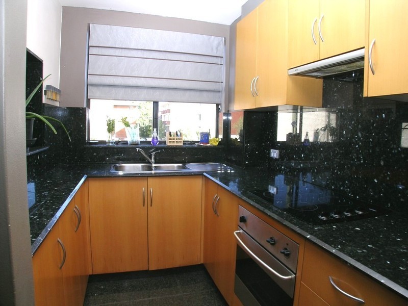 2/7 Bank Street, Meadowbank NSW 2114