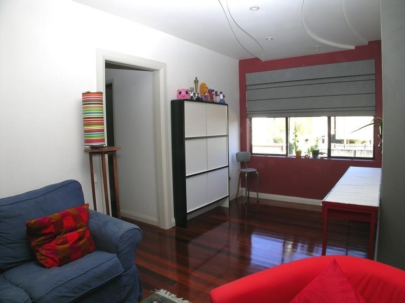 2/7 Bank Street, Meadowbank NSW 2114