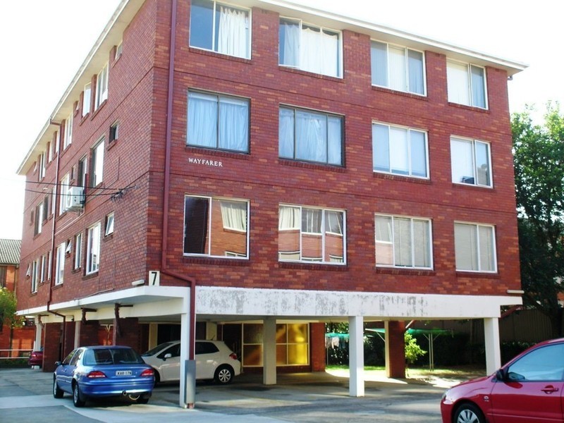 2/7 Bank Street, Meadowbank NSW 2114