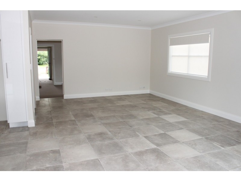 105 Cobham Avenue, Melrose Park NSW 2114