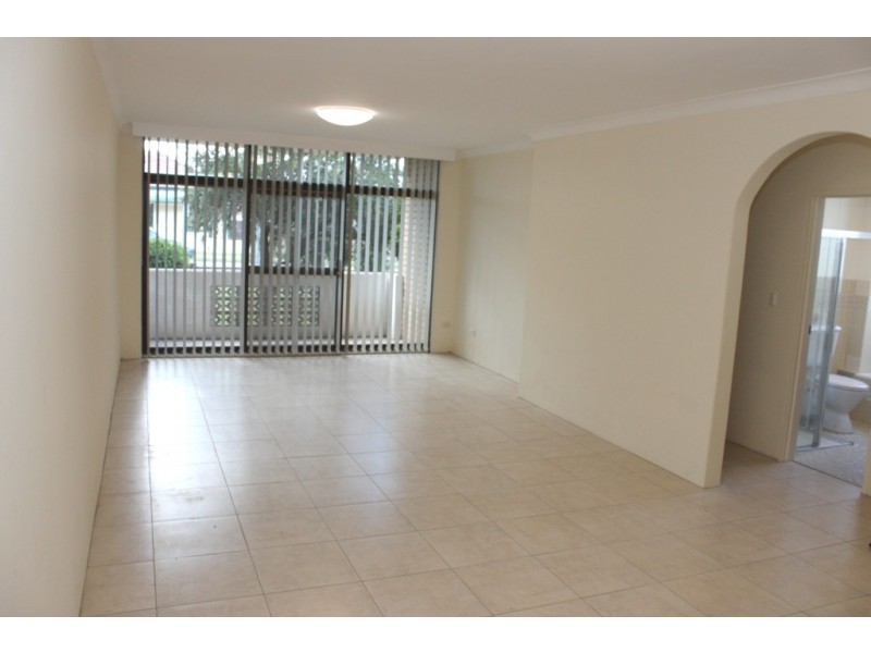 2/22 Crane Road, Concord NSW 2137