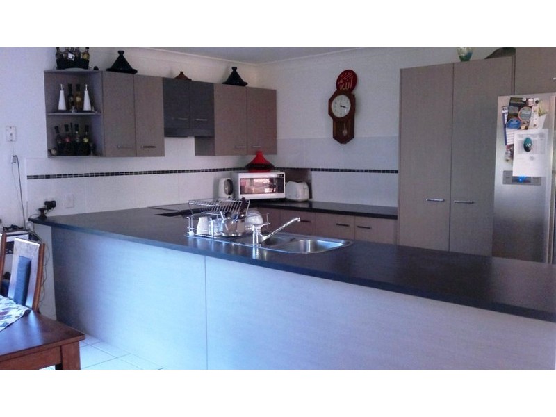 13 Mapelton Circuit, Parkinson QLD 4115