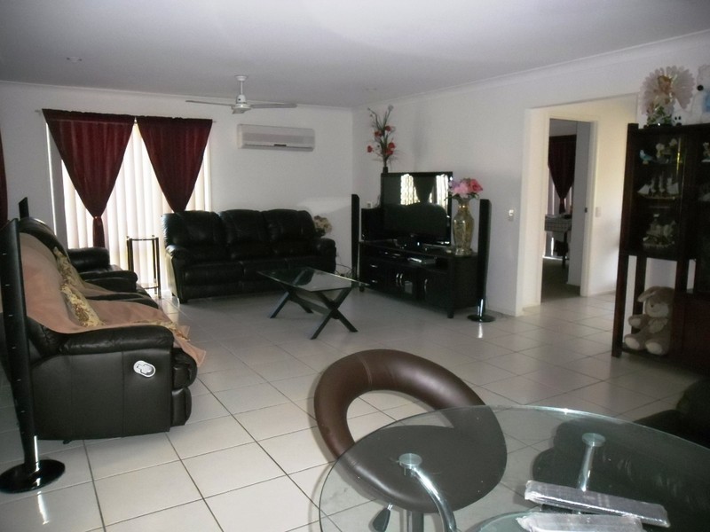 7  Mapelton Circuit, Parkinson QLD 4115