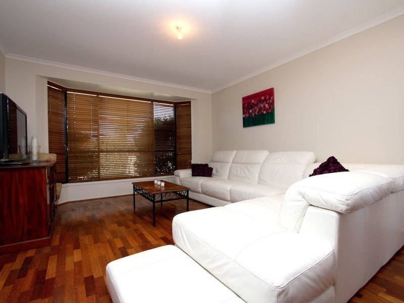 11 Michigan Crescent, Parkinson QLD 4115