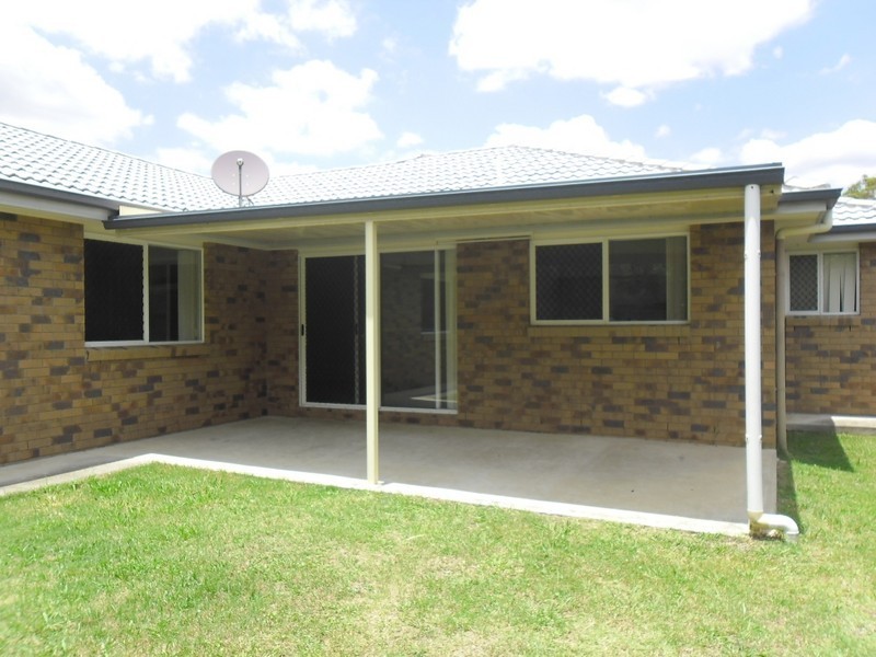 8 Stivala Street, Calamvale QLD 4116