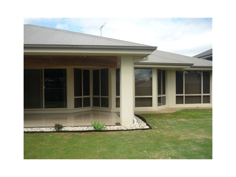 12 Lomond Place, Parkinson QLD 4115