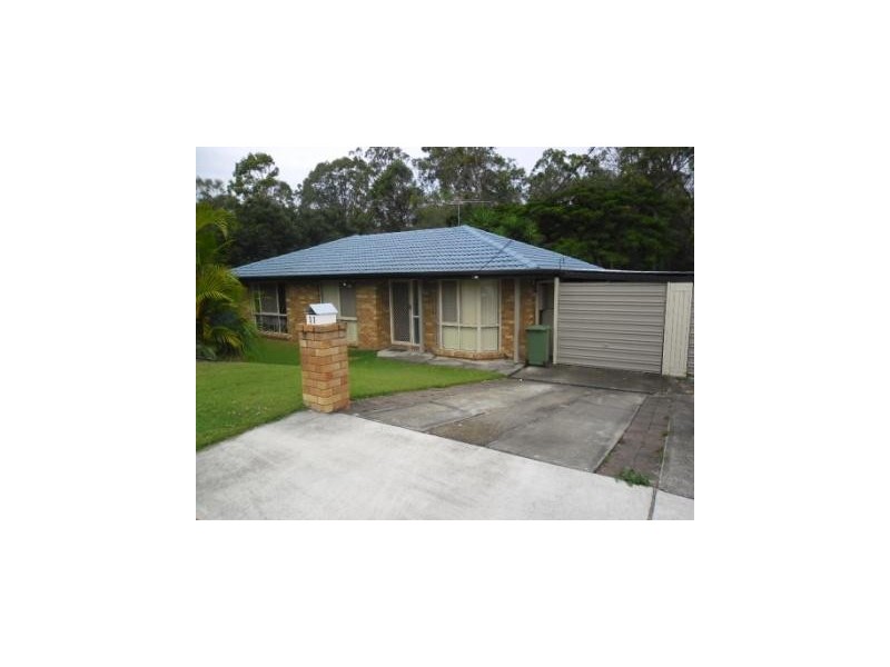 11 Conifer Street, Hillcrest QLD 4118