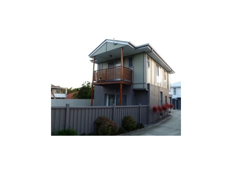 2/12 Dinmore Street, Moorooka QLD 4105