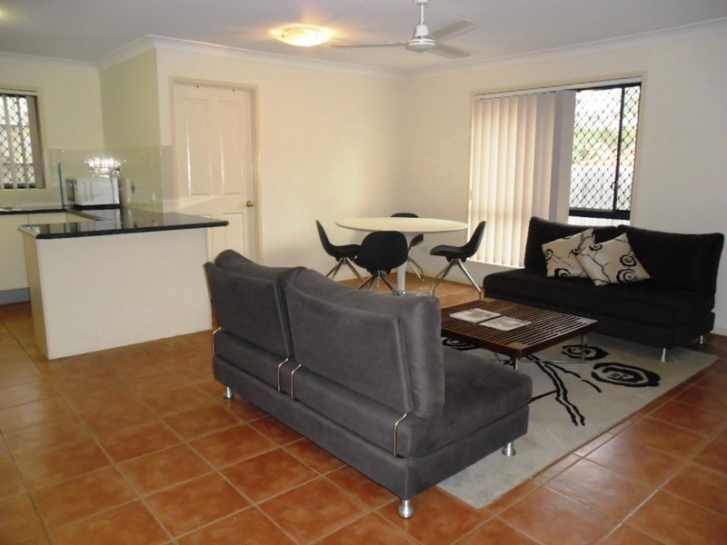 57 Bundabah Drive, Calamvale QLD 4116