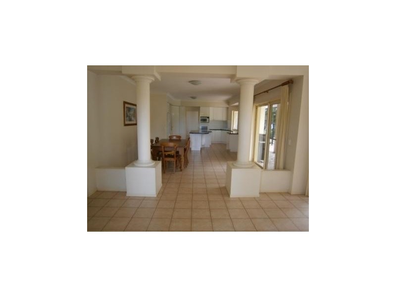 16 Shelley Street, Sunnybank QLD 4109