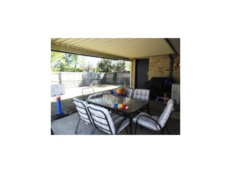 20 Swanbrook Place, Parkinson QLD 4115