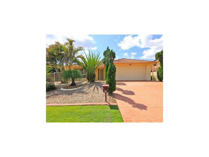 52 Prospect Street, Parkinson QLD 4115