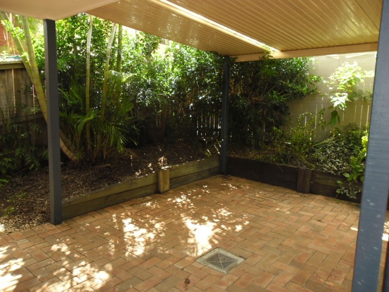 2/20 Park Lane, Yeerongpilly QLD 4105