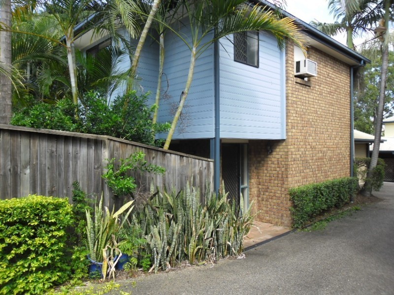 2/20 Park Lane, Yeerongpilly QLD 4105