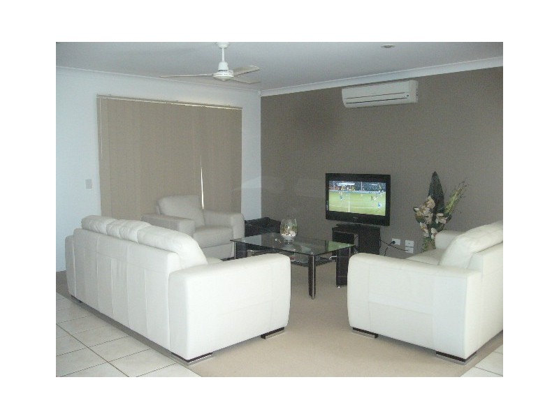 17 Mimosa Place, Parkinson QLD 4115