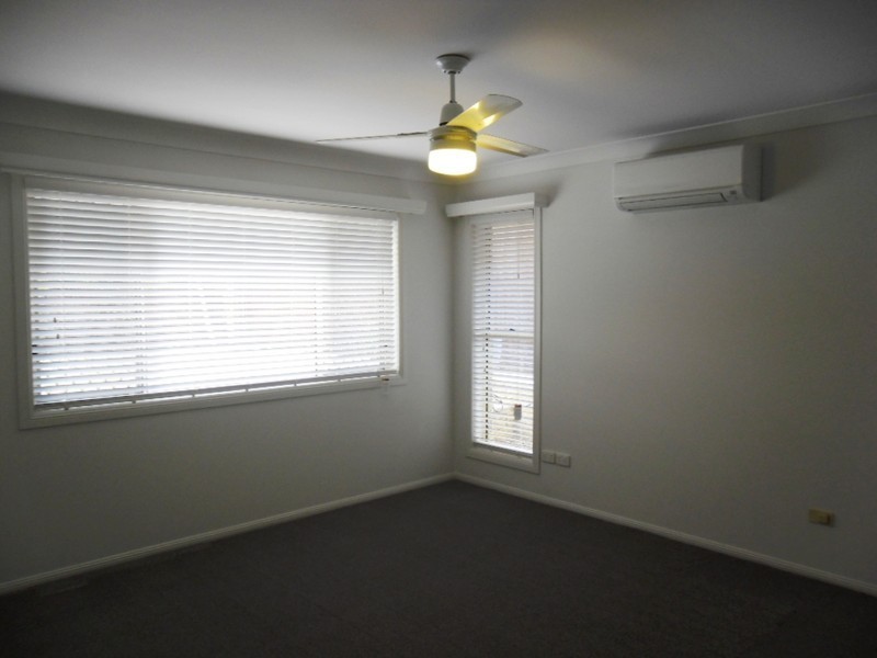 13 Orana Place, Parkinson QLD 4115