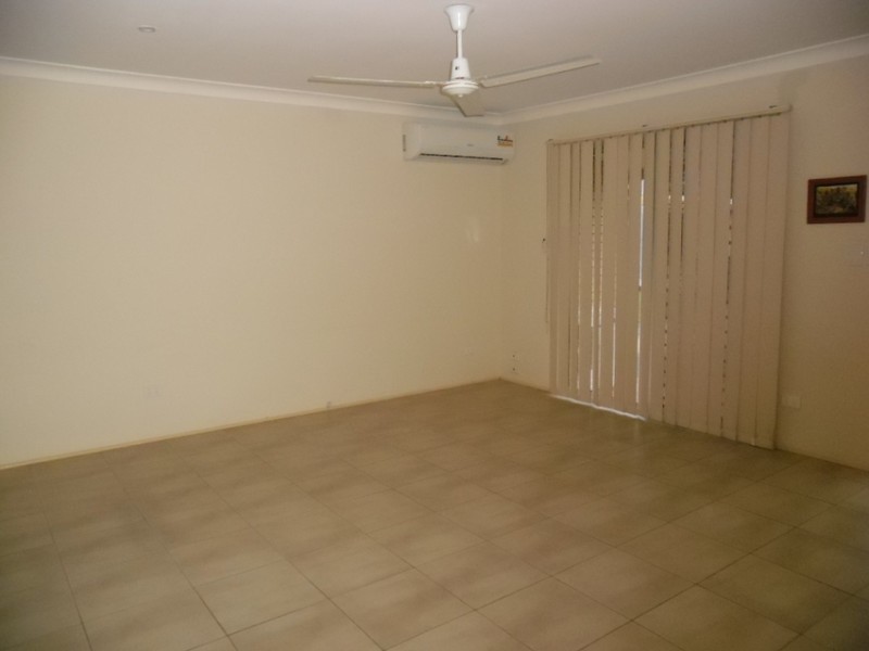 2 Bangalow Street, Algester QLD 4115