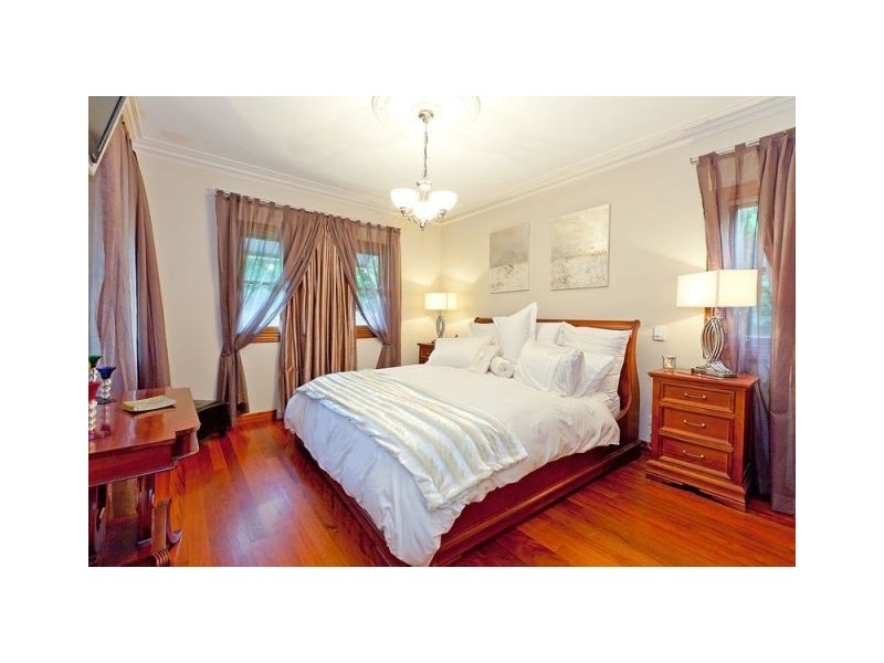 1 Selangor Place, Carina QLD 4152