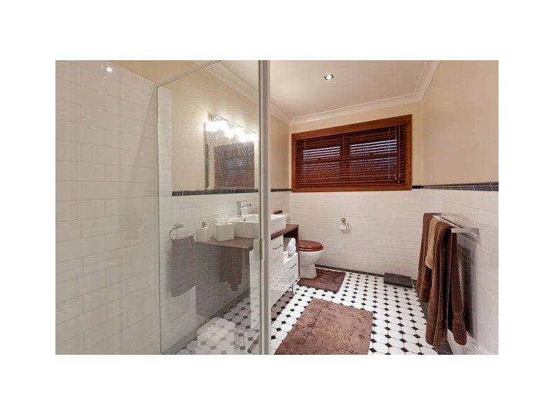 1 Selangor Place, Carina QLD 4152