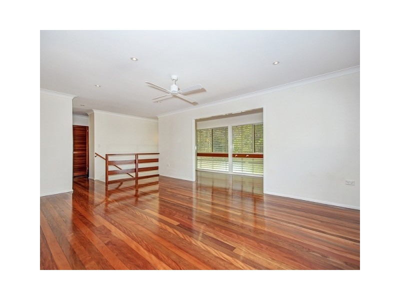 4 Turnmill Street, Macgregor QLD 4109