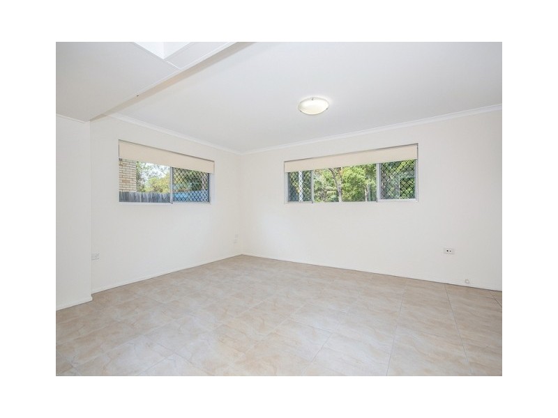 4 Turnmill Street, Macgregor QLD 4109