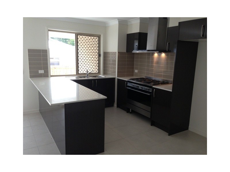 10  Hira Close, Calamvale QLD 4116