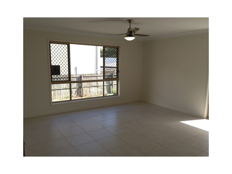 10  Hira Close, Calamvale QLD 4116