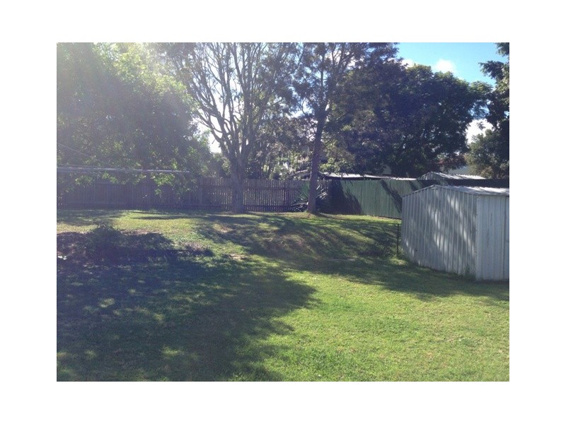 54 Waratah Drive, Crestmead QLD 4132