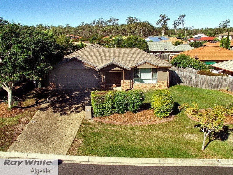 3 Newland Crescent, Parkinson QLD 4115