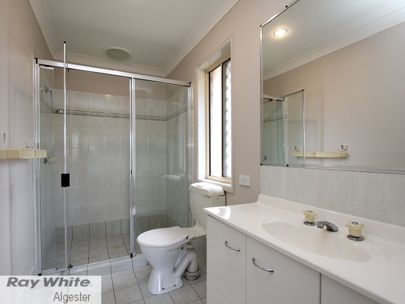 3 Newland Crescent, Parkinson QLD 4115