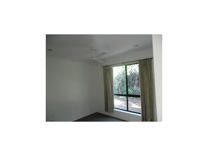 31 Yengo Street, Parkinson QLD 4115