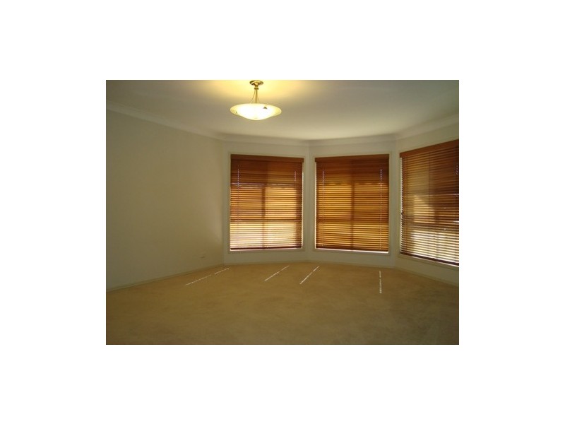 51 Ulinga Crescent, Parkinson QLD 4115