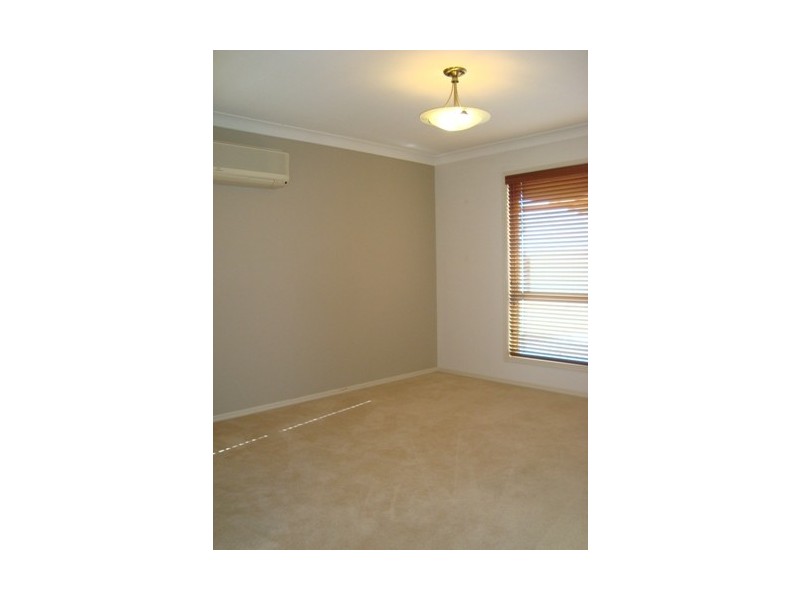 51 Ulinga Crescent, Parkinson QLD 4115