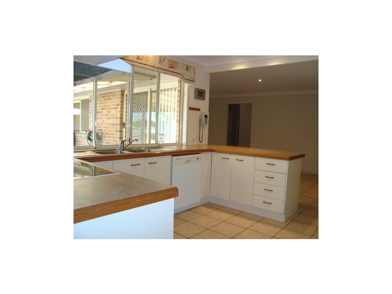 51 Ulinga Crescent, Parkinson QLD 4115