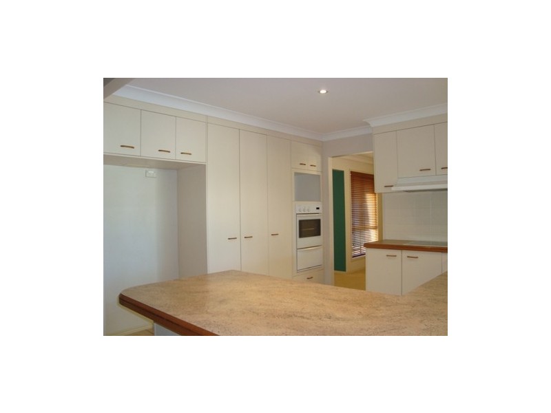 51 Ulinga Crescent, Parkinson QLD 4115