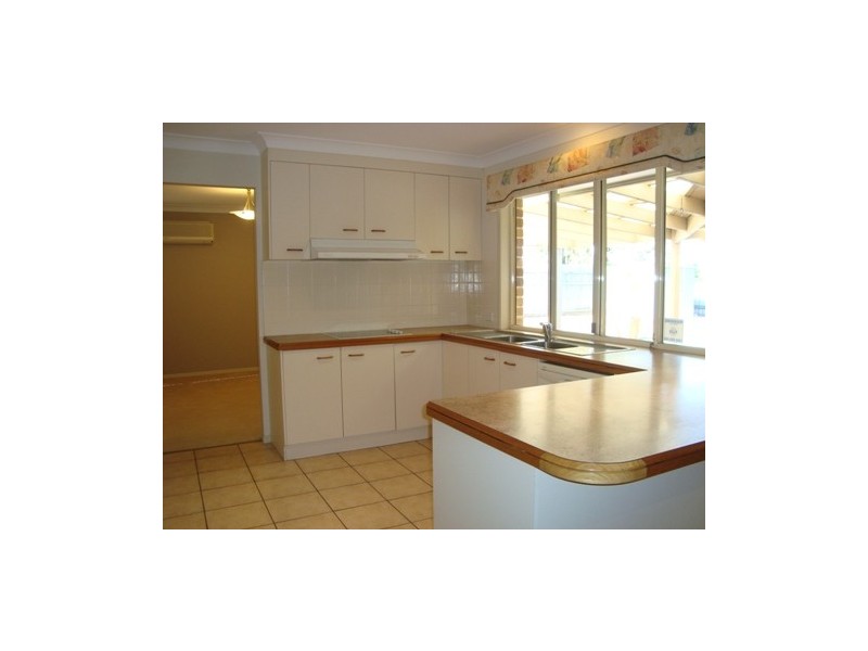 51 Ulinga Crescent, Parkinson QLD 4115