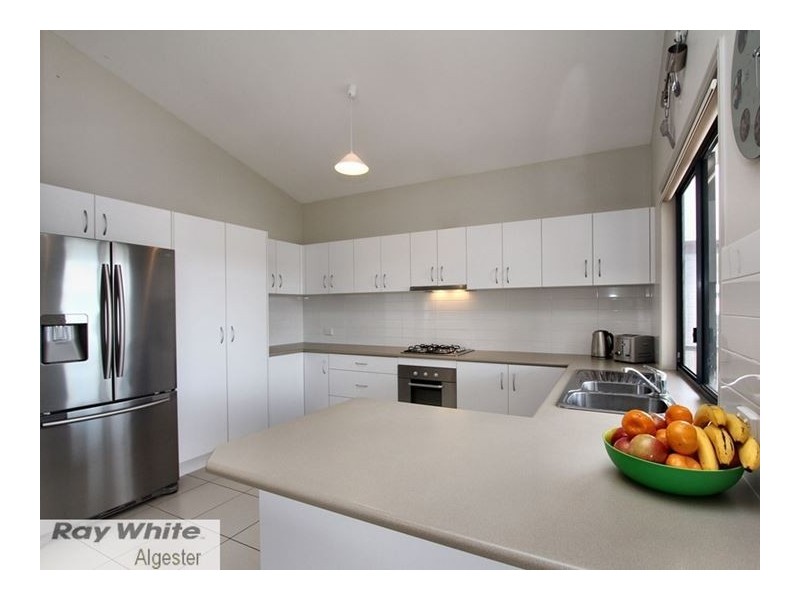 42 PARK EDGE DR, Springfield Lakes QLD 4300