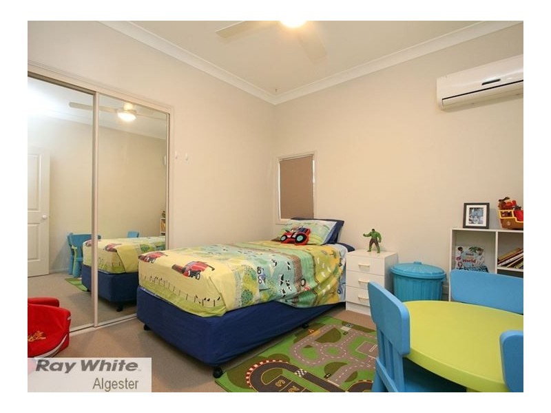 42 PARK EDGE DR, Springfield Lakes QLD 4300