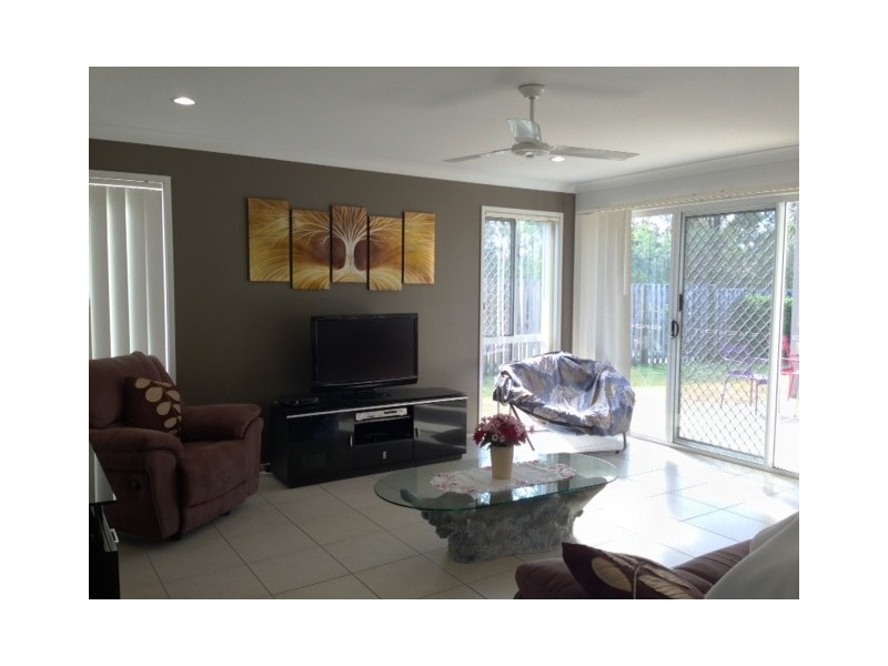 7 BARRINE PLACE, Parkinson QLD 4115