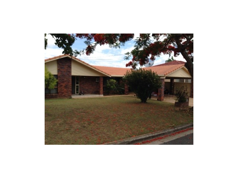 8  AMINTA ST, Sunnybank QLD 4109