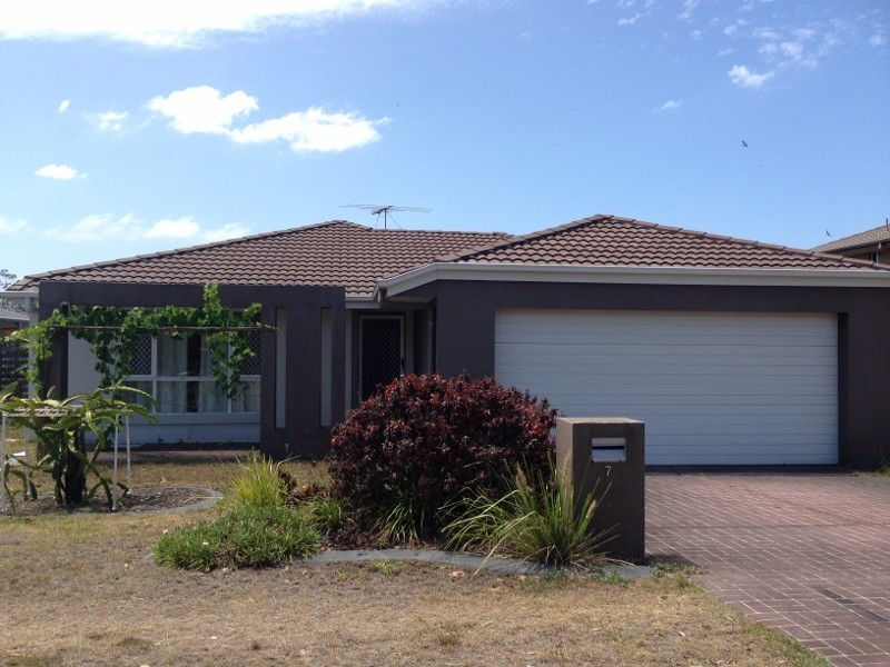 7 Budawang Street, Parkinson QLD 4115