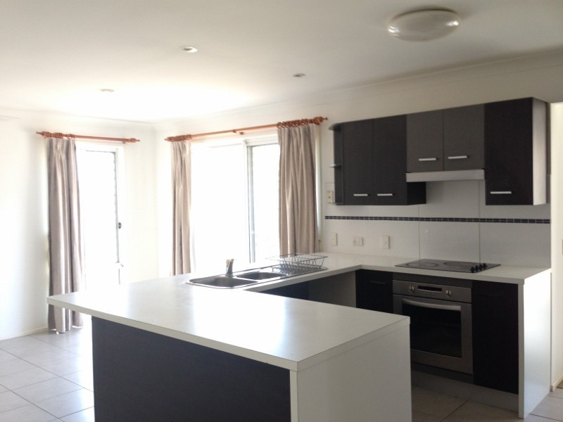 7 Budawang Street, Parkinson QLD 4115