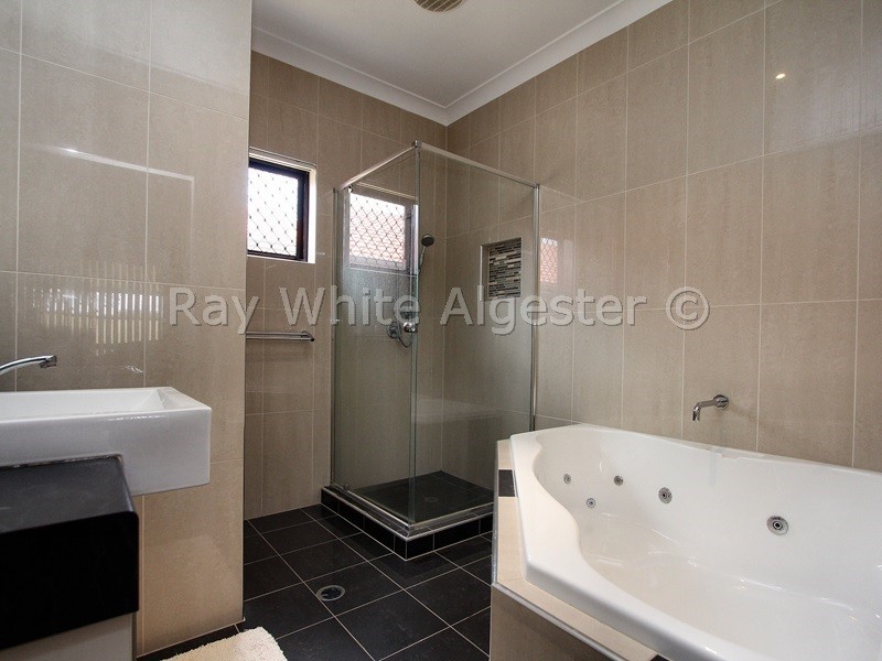 1 ISABELLA PLACE, Sunnybank Hills QLD 4109