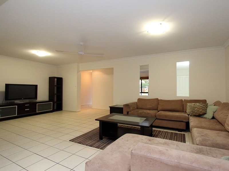 41 Talisker Place, Parkinson QLD 4115