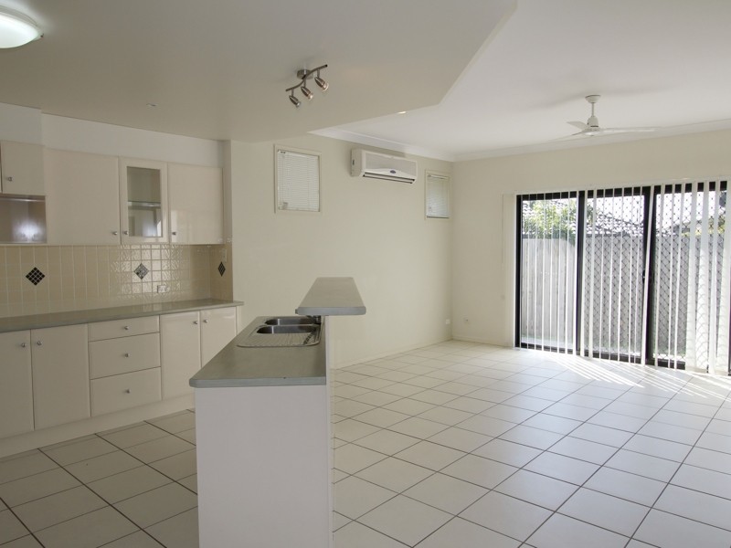 153 Wallum Drive, Parkinson QLD 4115