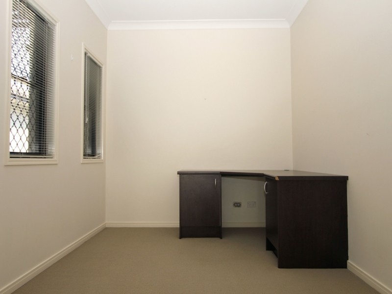 153 Wallum Drive, Parkinson QLD 4115