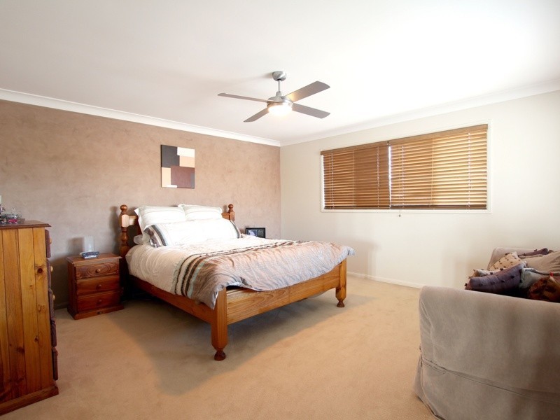36 Wallum Drive, Parkinson QLD 4115