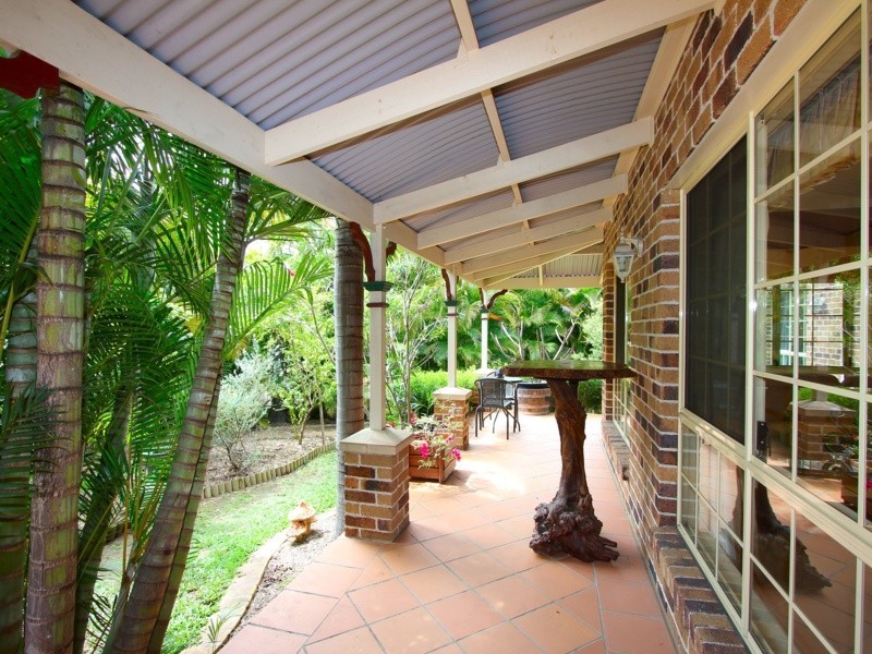 2 Michigan Crescent, Parkinson QLD 4115