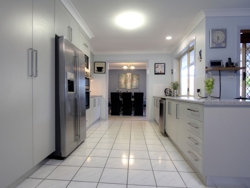 13 Orana Place, Parkinson QLD 4115