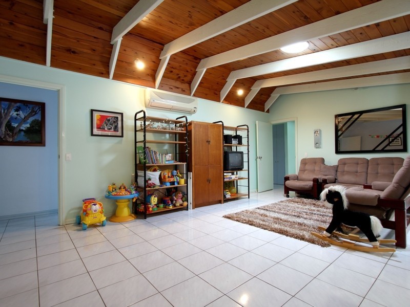 25 Dakar Rd, Algester QLD 4115